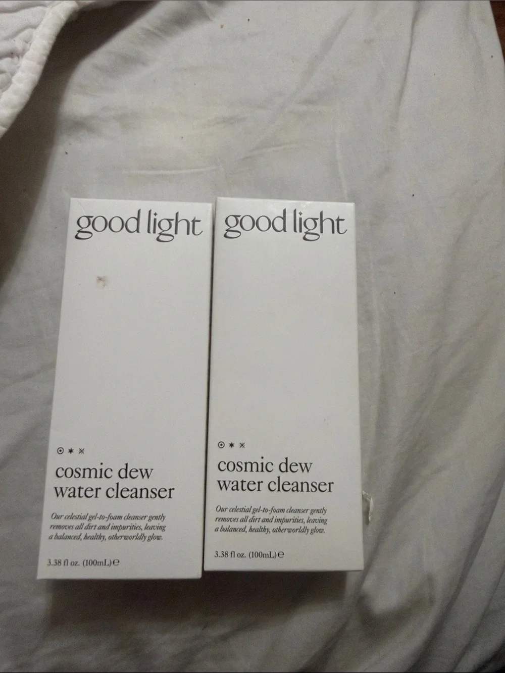 Cosmic Dew Water Cleanser - White